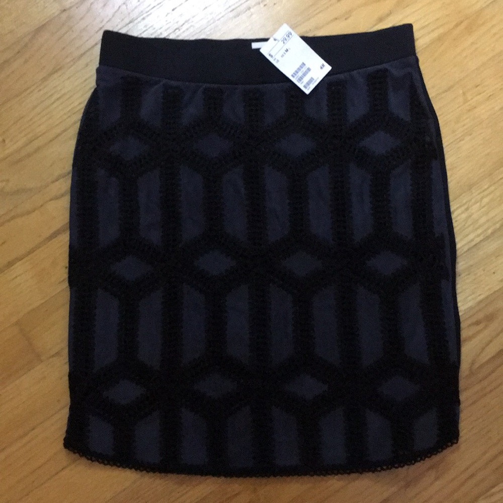 H&M Embroider Skirt Navy Blue and Black
